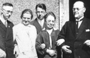 katrin-himmler2 Himmler's parents, 1st and 2nd from right (photo: USHMM)